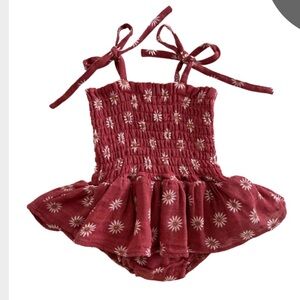 NWOT Muslin Smocked Bubble w/ Skirt